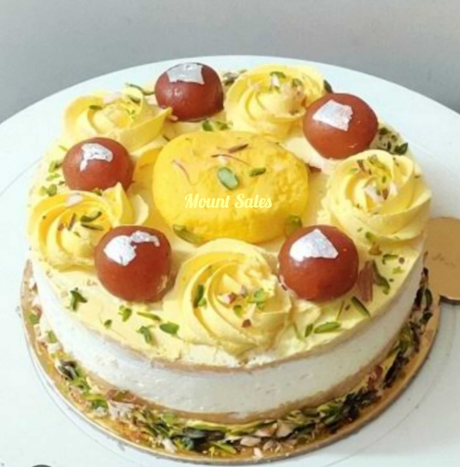 Premium RED N White Velvet Cake